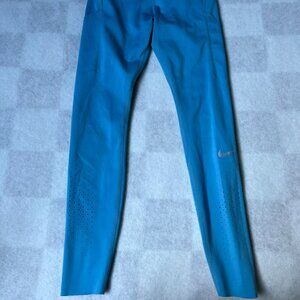 Nike Dri-Fit Blue Laser-Cut High-Waisted Leggings – Size M